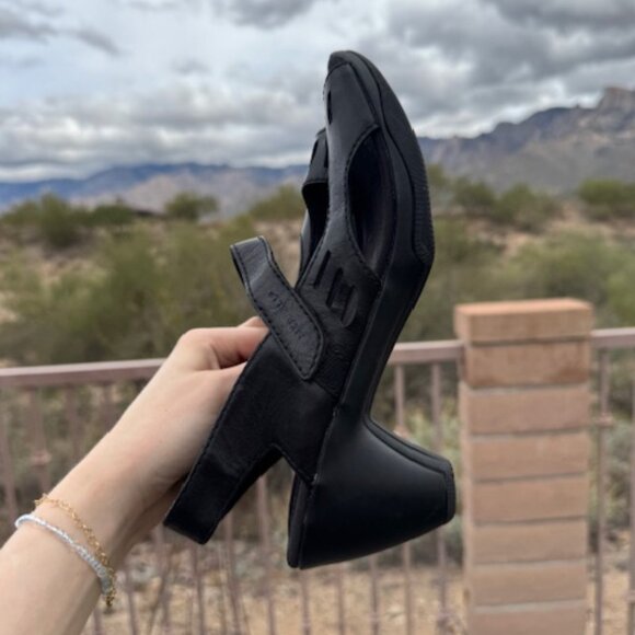 Merrell Black Leather Peony Heel Sandals | Size 8.5 / 39 - Picture 3 of 6